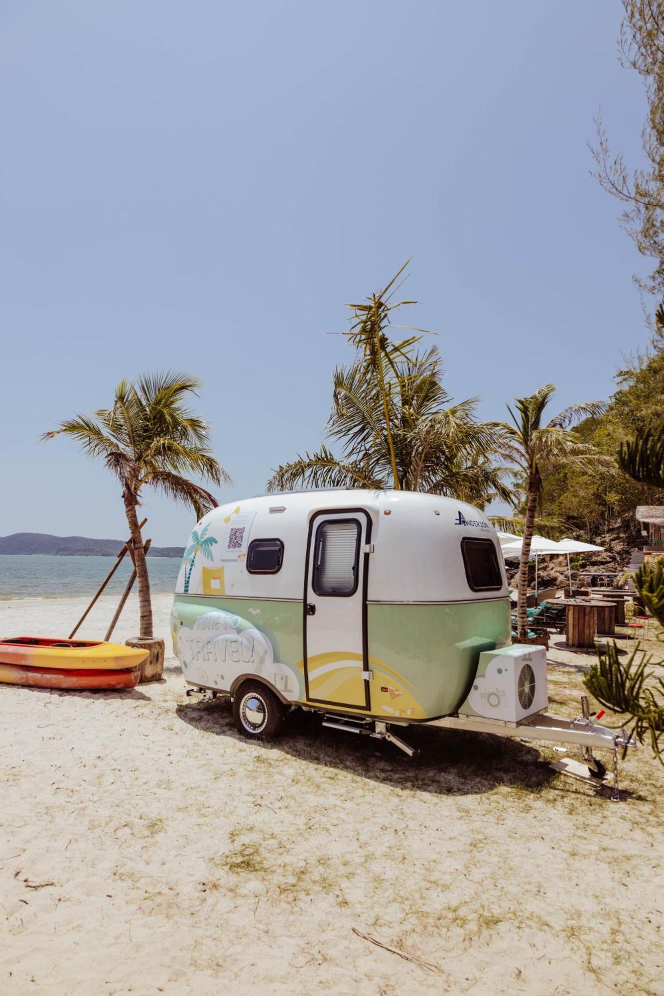 Langkawi Pantai Cenang - Private Beach Glamping Experience Exteriör bild